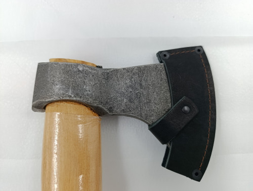 Топор кованый ВИКЕР VICKER D953 таежный с чехлом